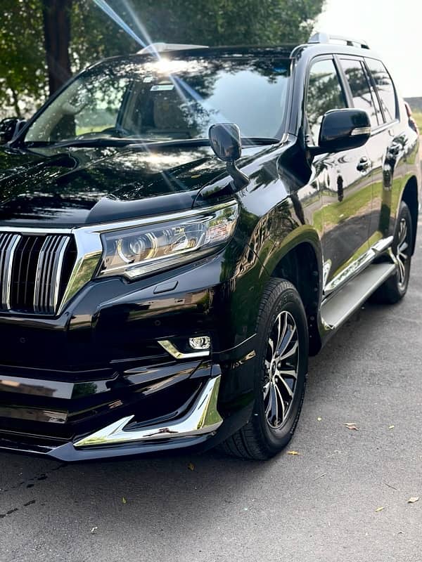 Toyota Prado 2018 1