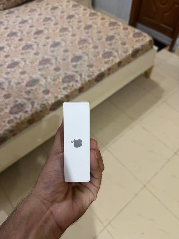 iPhone 15 PRO MAX 256 GB 4