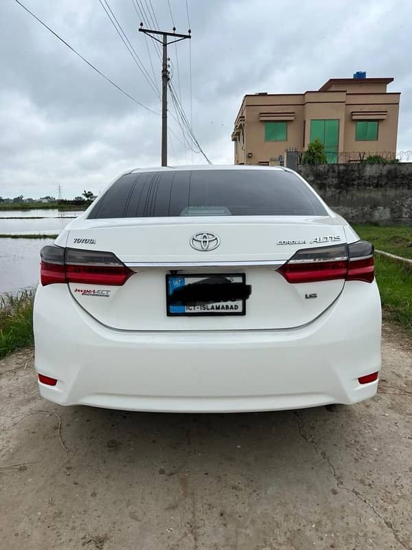 Toyota Corolla Altis 2018 3