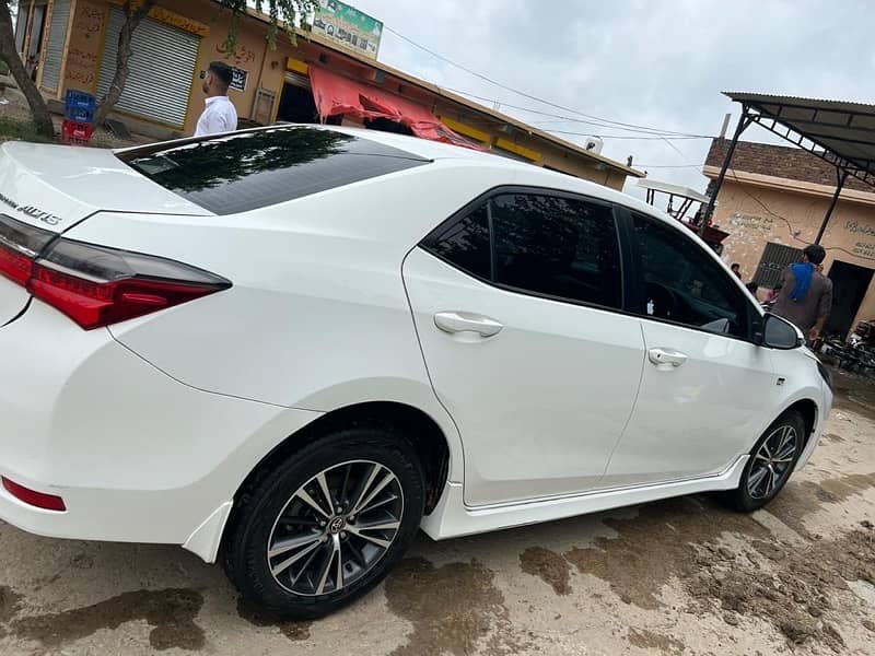 Toyota Corolla Altis 2018 8