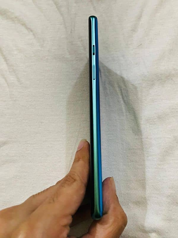 oneplus 8 10/10 dual globle PTA chance wala 3