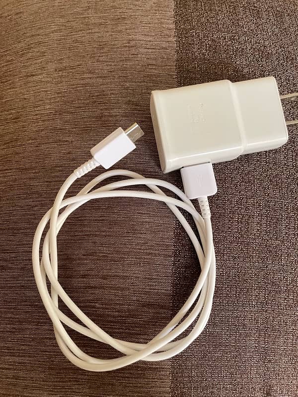 Samsung s10 genuine fast charger with cable 1