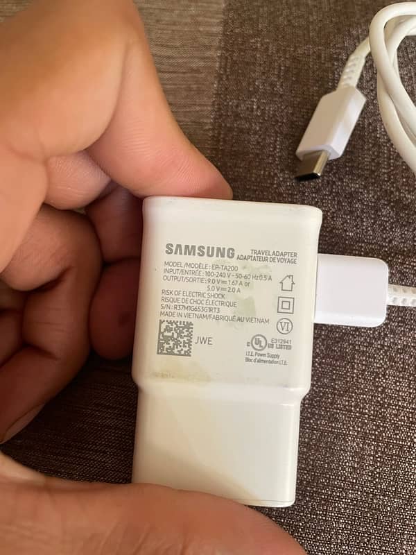 Samsung s10 genuine fast charger with cable 3