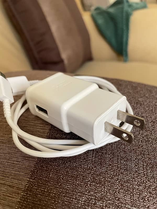 Samsung s10 genuine fast charger with cable 7