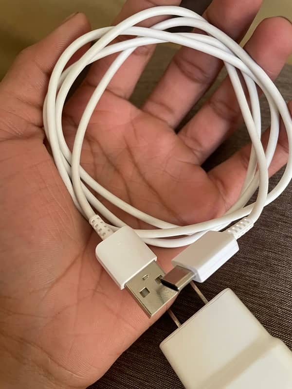 Samsung s10 genuine fast charger with cable 8