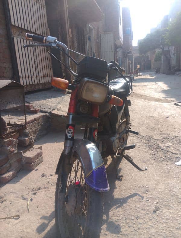 Honda Modal 2 sb kuch ok ha bs halat normal ha 03051922315 3