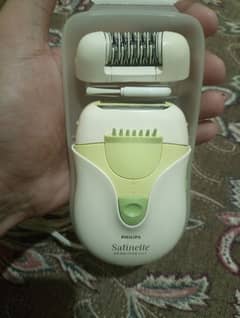 Original PHILIPS 2 in 1 shaving trimmer Austria Made 0