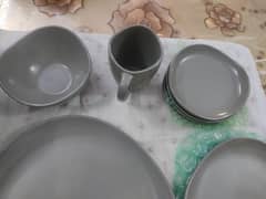 4 persons brand new dinner set from USA.