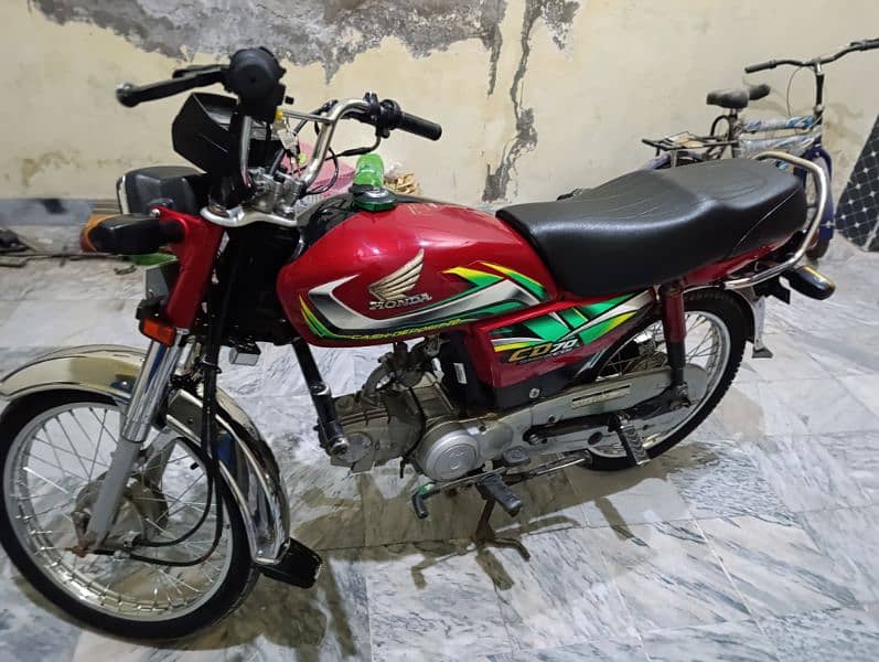 Honda CD 70cc new condition urgent sale 1