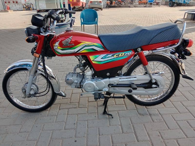 Honda CD 70 2023 Model 8