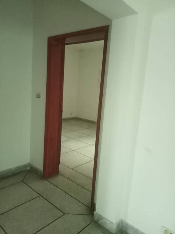 1 kanal house for sale in wapda town Near main hot location 32