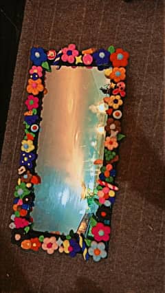 Trending mirror with handmade clay flower 0