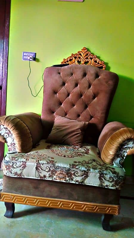 7 seater sofa set new condition 0