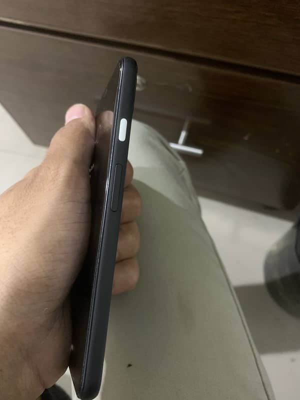 goole pixel 4 64gb 6gb ram black colour 5