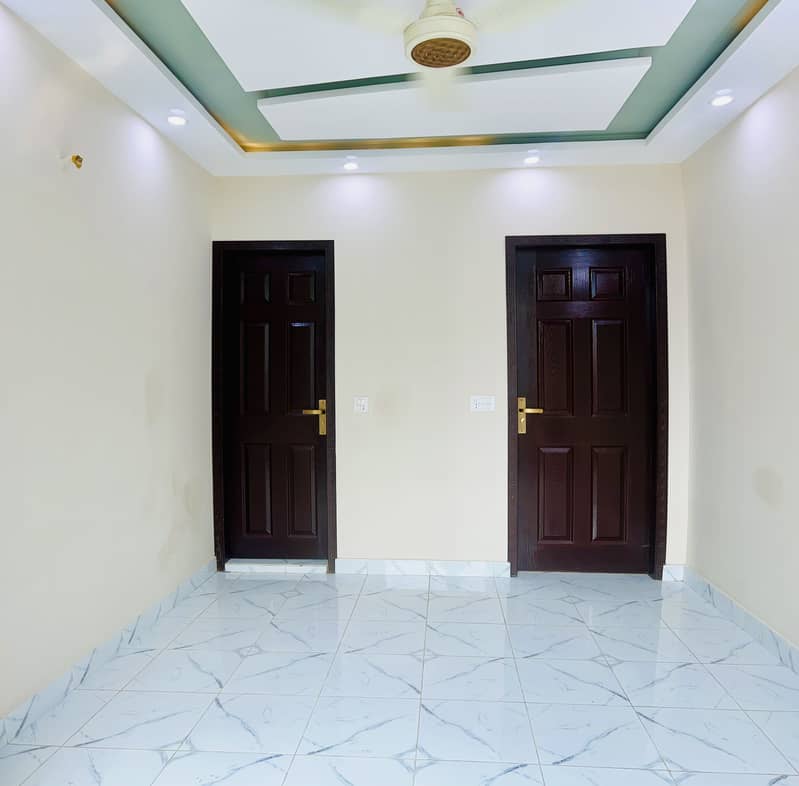 2BKH Semi Furnished Apartment For Sale 11