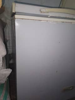 "URGENT SALE" Dawlance FREEZER 8 Cubic V. Good Condition. 0