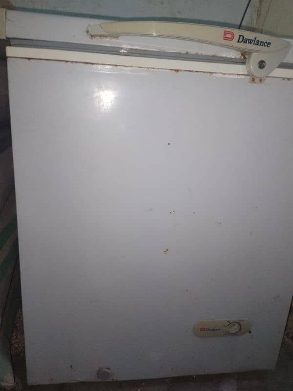 "URGENT SALE" Dawlance FREEZER 8 Cubic V. Good Condition. 6