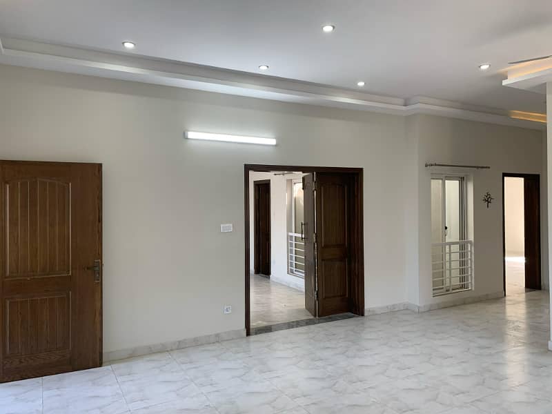 14 Marla Ground Portion For Rent In G-13 Islamabad 2