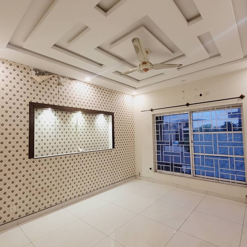 10 marla uper portion available for rent in bahria town phase 3 9