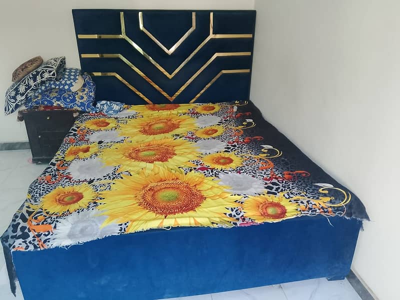 Brace Double bed for sale 0