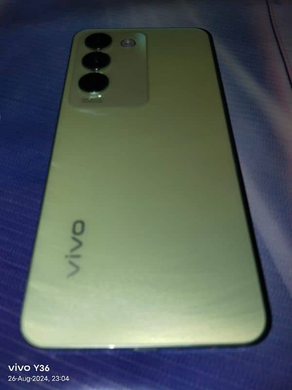 Vivo y100 2