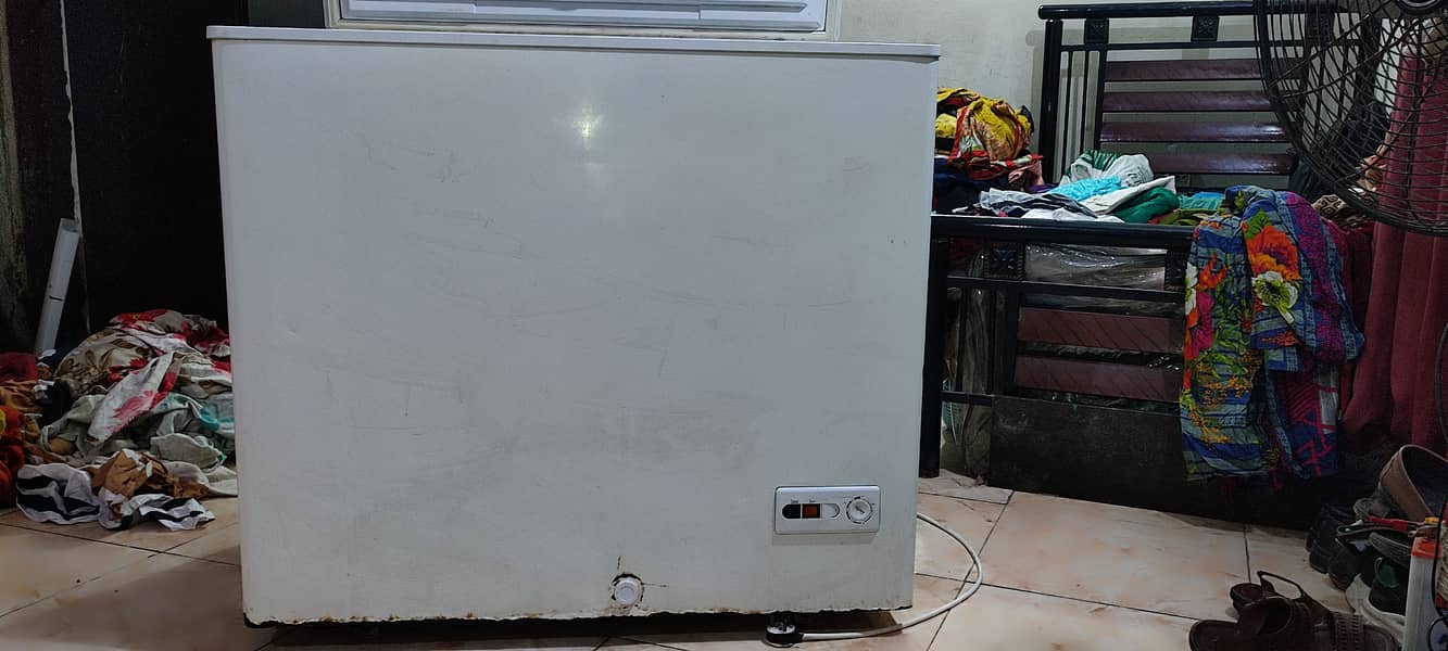 Haier chest deep freezer for sale  Contact 0/3/0/8/2/8/6/0/8/7/9 Only 2