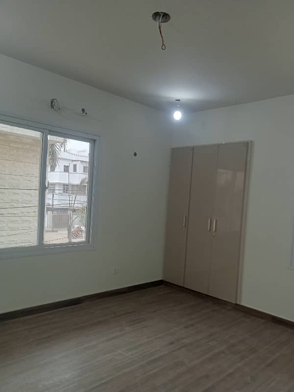 1600 Square Feet Upper Portion In PECHS Block 2 0