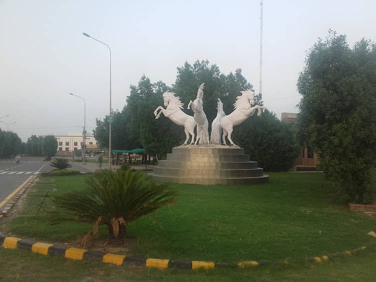 5 MARLA RESIDENTIAL PLOT FOR SALE IN GRAND AVENUE LAHORE 3