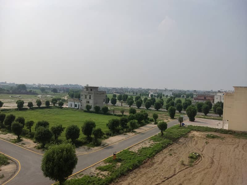 5 MARLA RESIDENTIAL PLOT FOR SALE IN GRAND AVENUE LAHORE 11