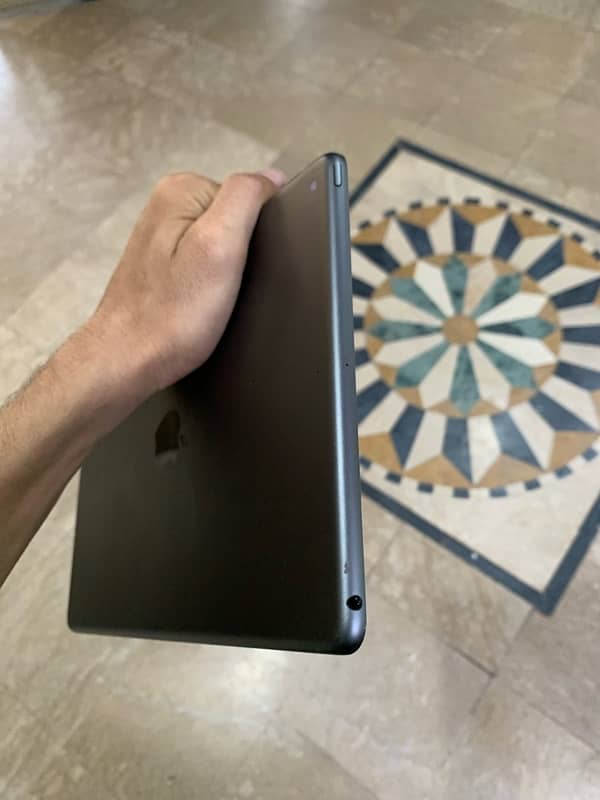 IPAD 9 GENERATION 5