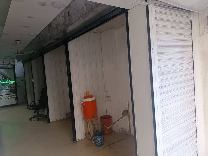 Hall for rent in Mobile market in township 1