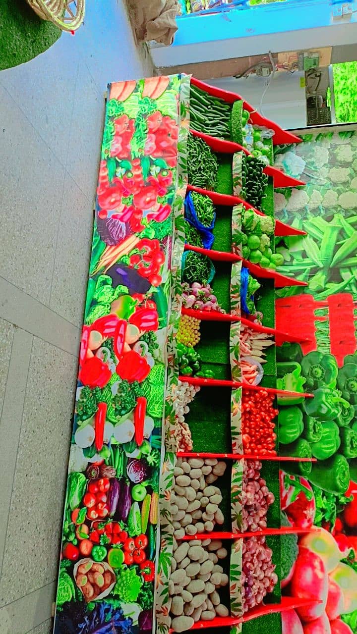 Fruit and vegetables shop rack new condition 1