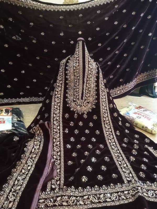 micro 9000 fully embroidered velvet suit with fully embroidered shawl 4