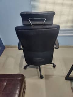 Korean Imported Ergonomic Executive Chair with Pure Leather Material