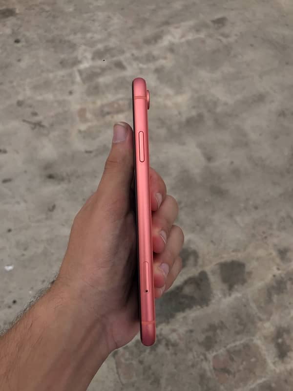 iPhone xr jv 4