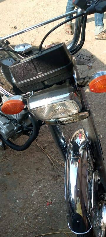 Honda CG 125 model 2020 5