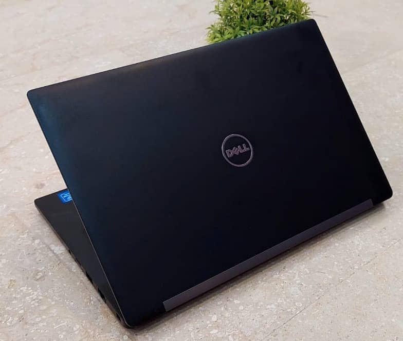 Dell Latitude 5400 0