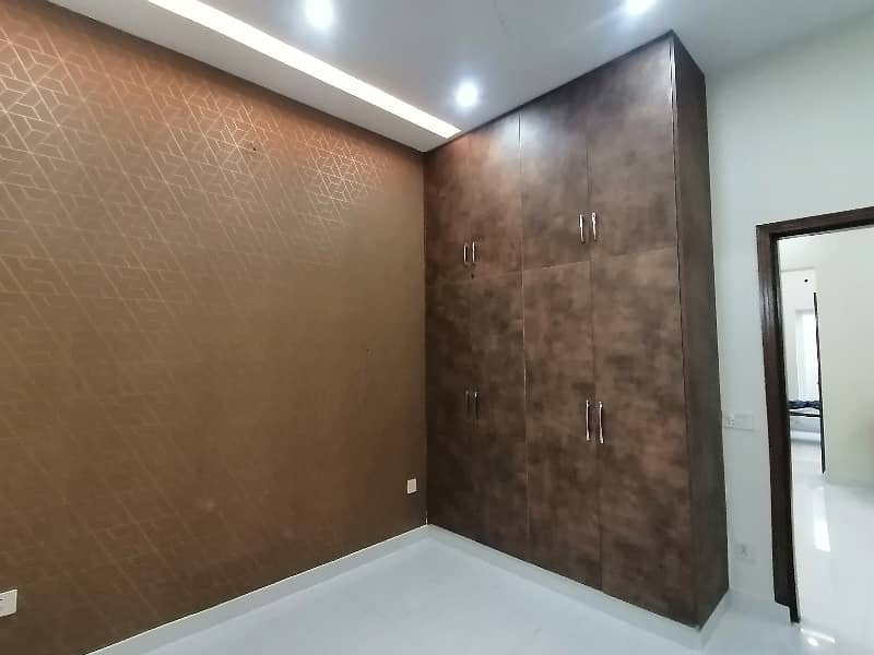 House Available In Bismillah Housing Scheme - Iqbal Block For Sale 6