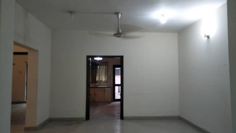 10 Marla 4 Bedrooms House Available For Rent In Sector A Askari 10 Lahore Cantt 12