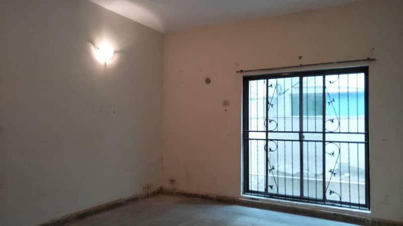 10 Marla 4 Bedrooms House Available For Rent In Sector A Askari 10 Lahore Cantt 23