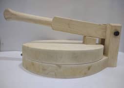 Wooden Roti Maker 0