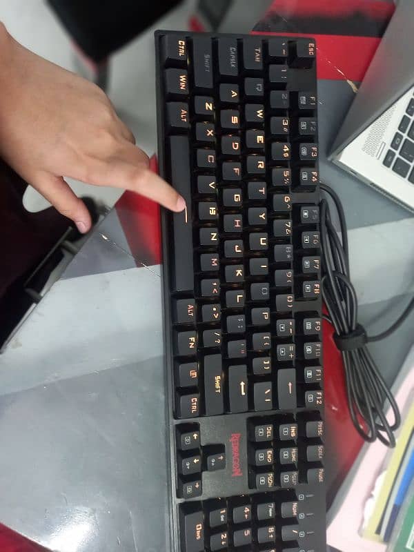 Redragon k82 surara mechanical keyboard 9