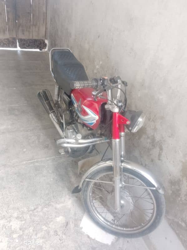 Honda 125 /93 model for sale /exchange 4