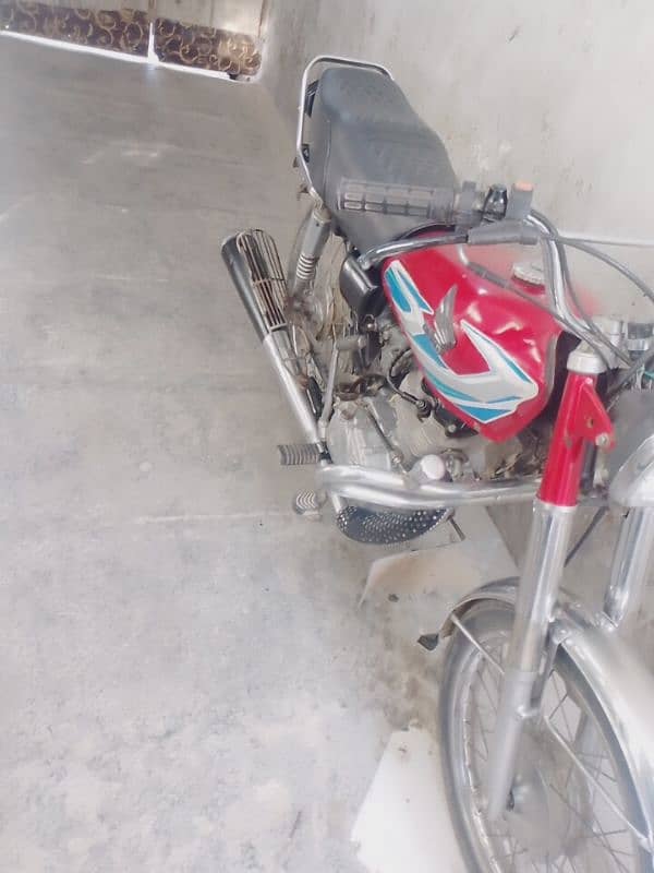 Honda 125 /93 model for sale /exchange 7