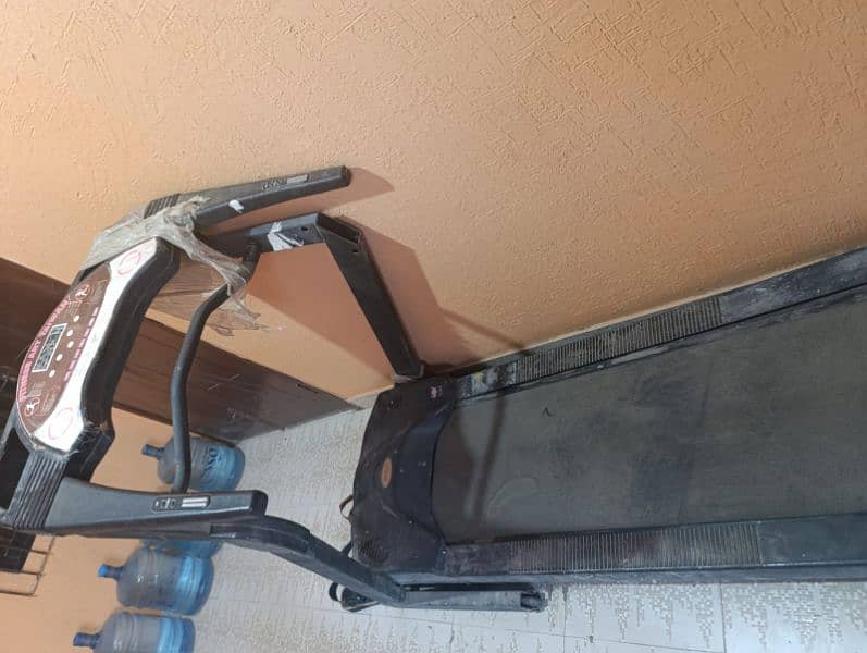 Treadmill for sale at reasonable price 3