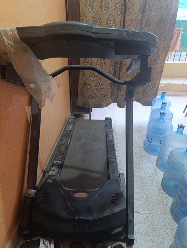 Treadmill for sale at reasonable price 5