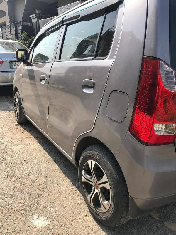 Suzuki Wagon R 2017 3