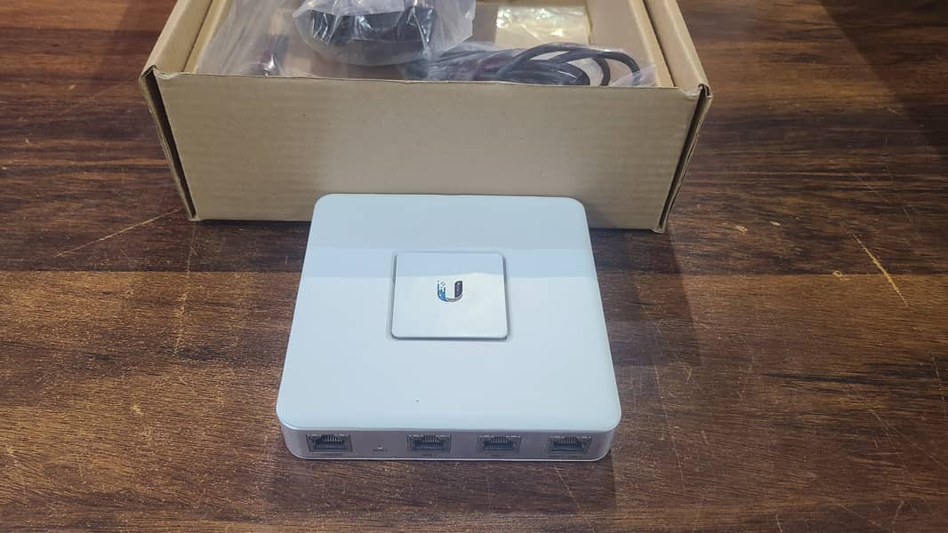 Ubiquiti UniFi Security Gateway Router (USG) Branded Used 2