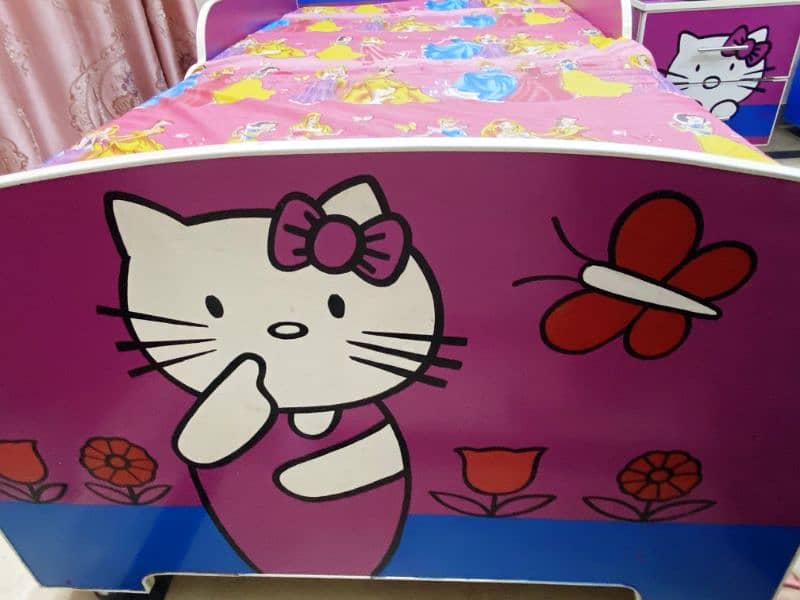 Kitty And Spiderman Single Bed with side table and cupboard 4