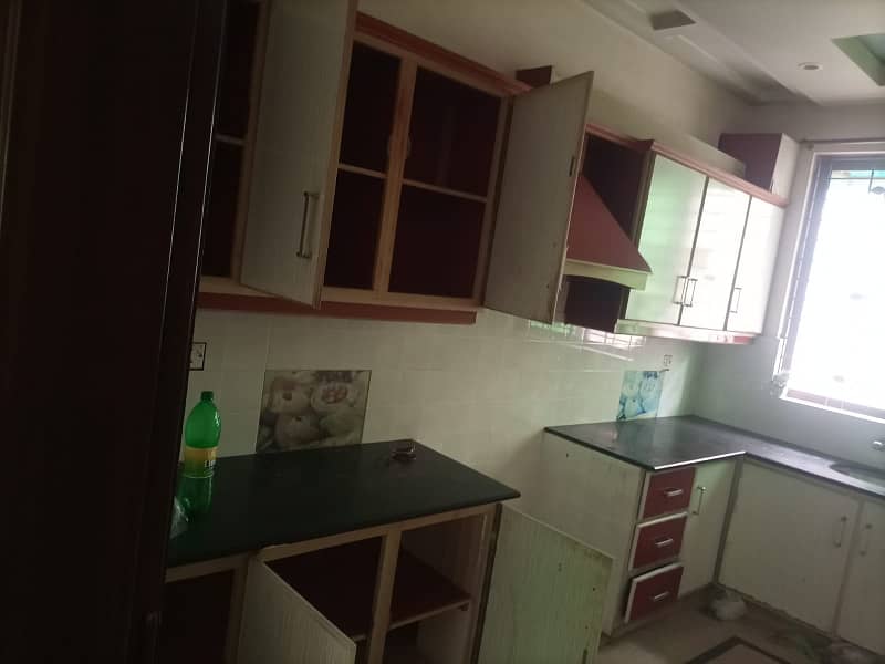 10 Marla upper portion for rent in Johar town for Family and female vip portion 18